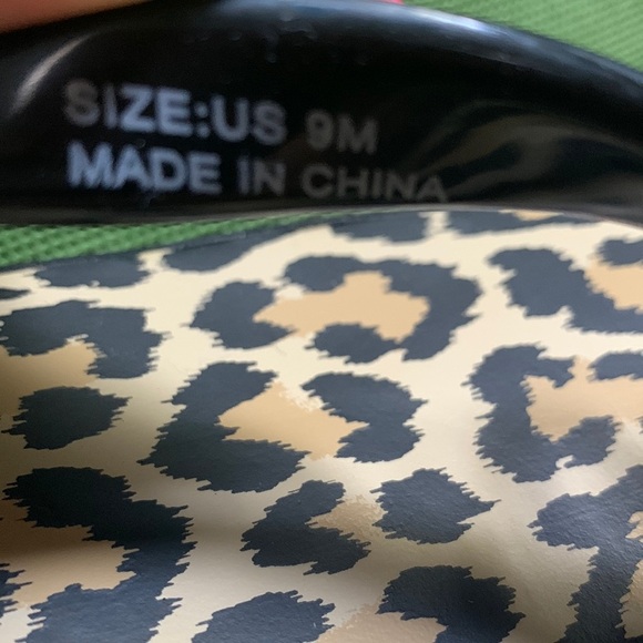 NWOT Kate spade RHETT wedge flip flops Black &Tan Size 9 - Picture 8 of 8